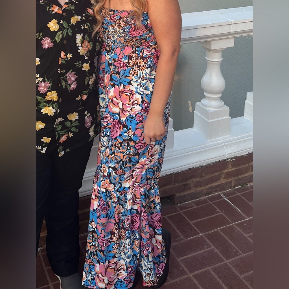 Lulu’s Escape to the Islands Multi Floral Smocked Sleeveless Jumpsuit - Picture 5 of 5